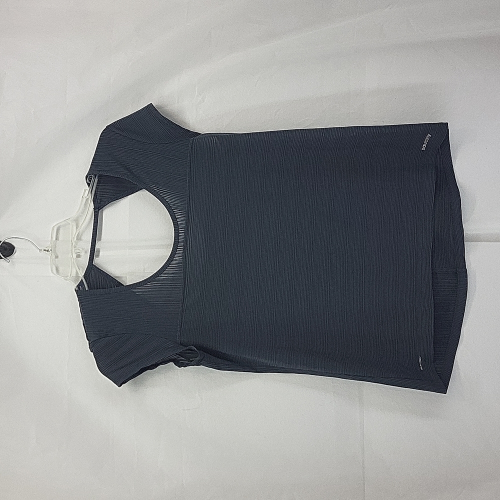 SAUCONY Gray Breeze Runners, Run Dry Moisture Wicking Keyhole Short Sleeve Top